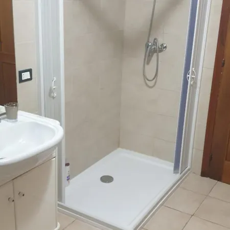 Nest アパート パルマ